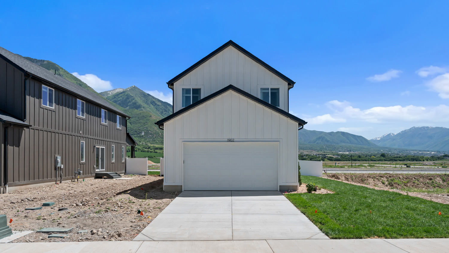Austin exterior farmhouse elevation