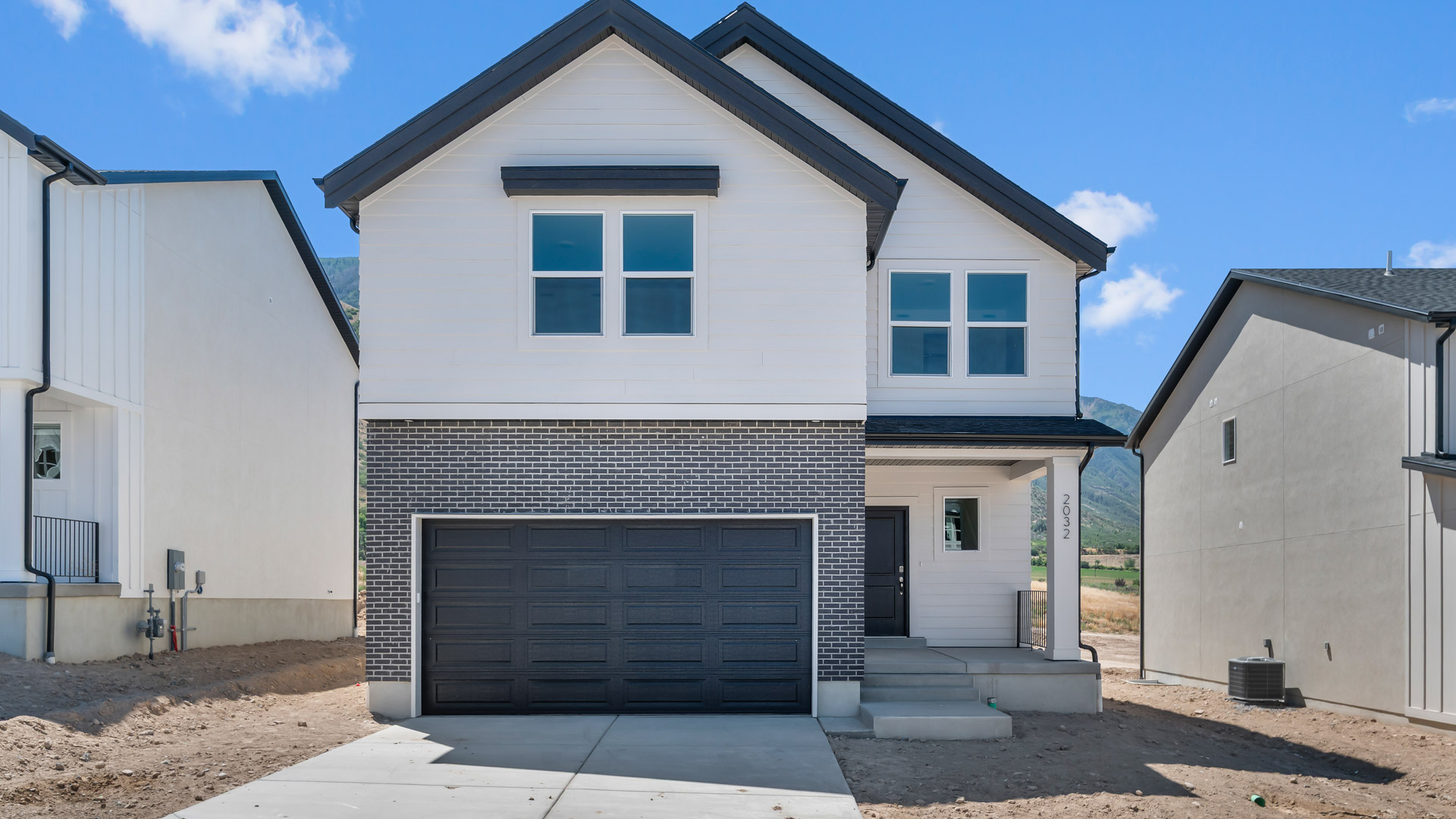 1956 E Belmont Lane #312 exterior