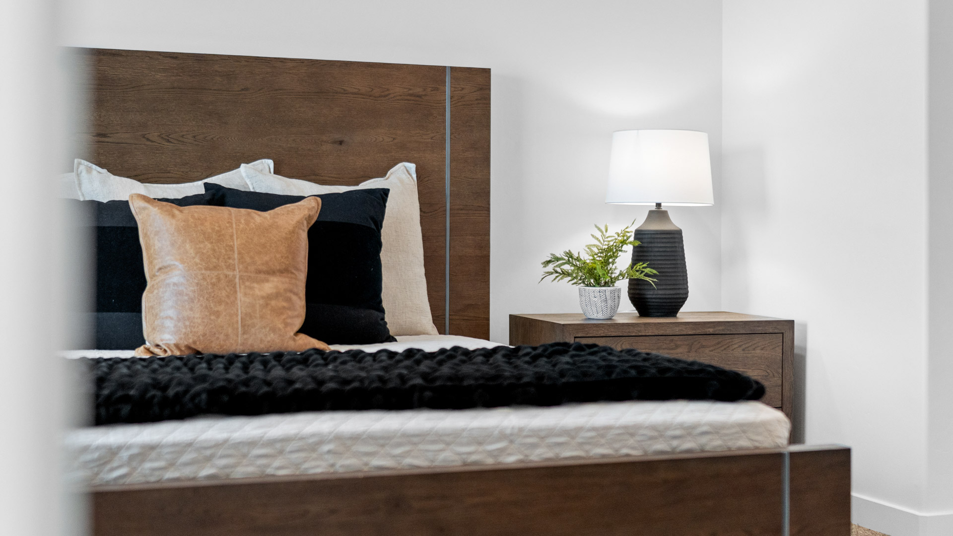 Detailed photos of townhome.