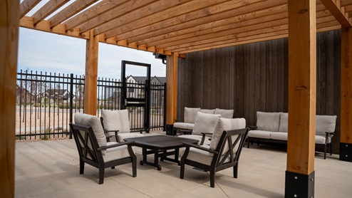 Viridian clubhouse patio in Salem Utah
