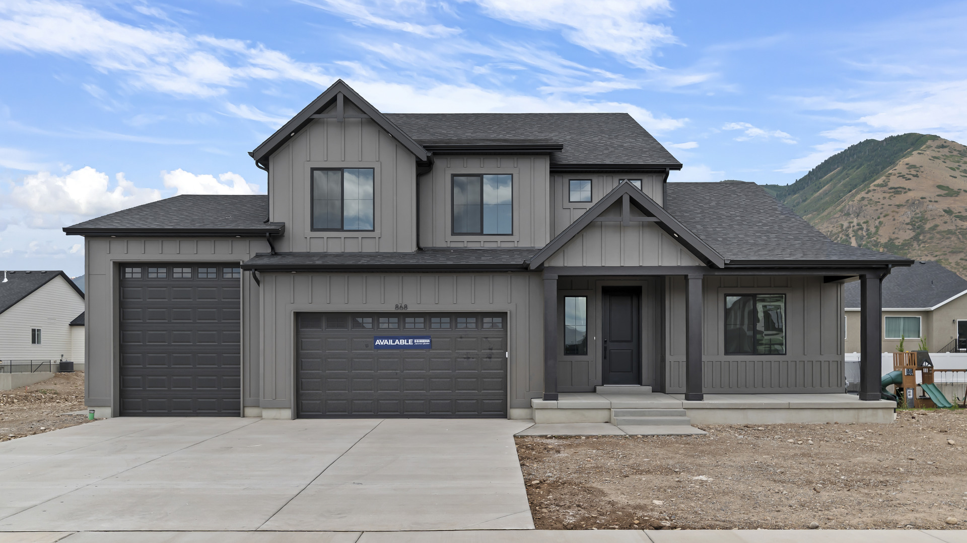 868 N 1600 E #271 exterior
