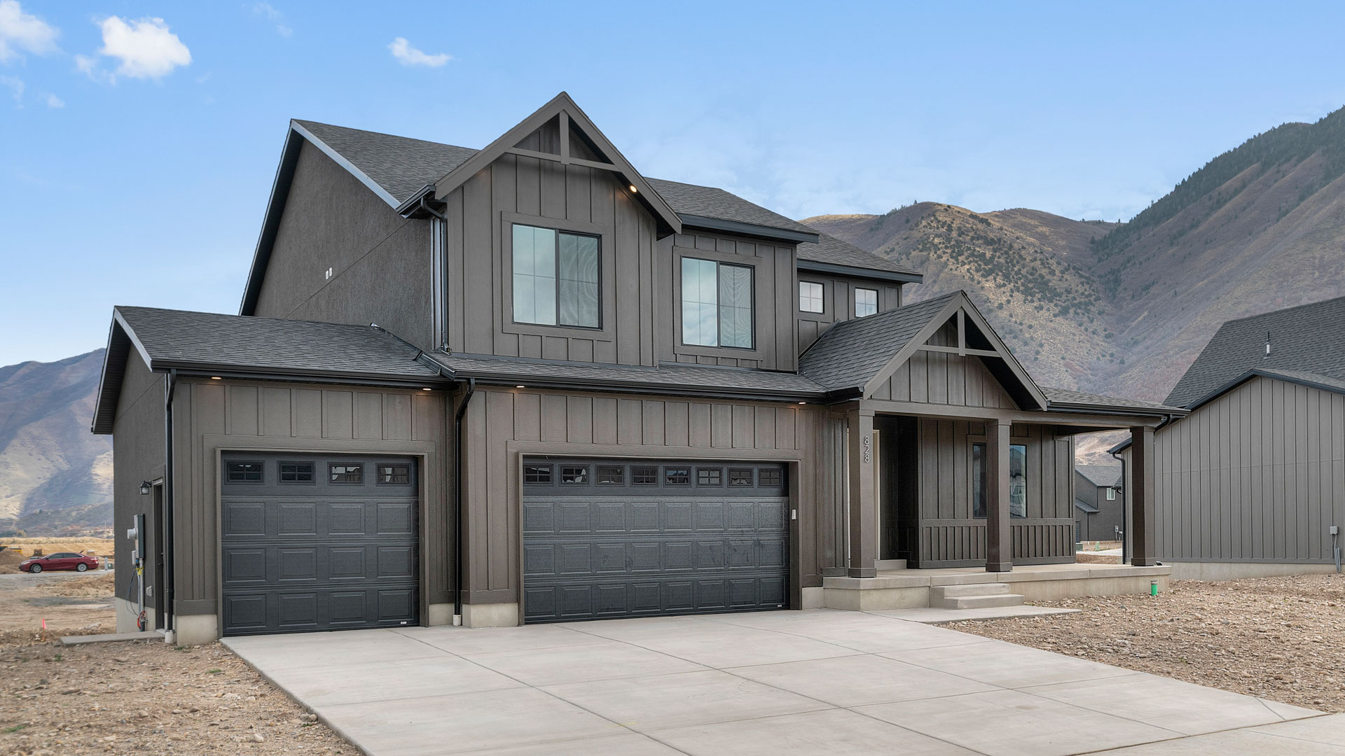 Farmhouse elevation of Sydney plan.