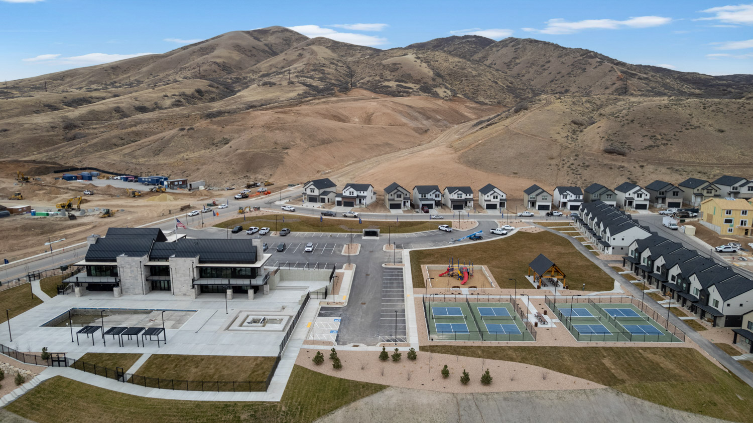 Inverness clubhouse and amenities in Lehi Utah.