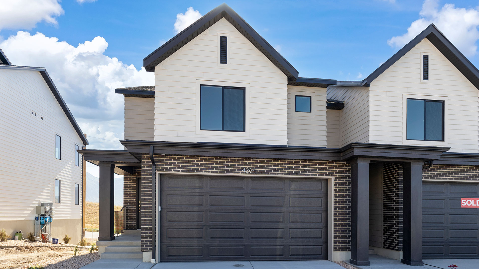 4352 N Buckstone Way #1350 exterior