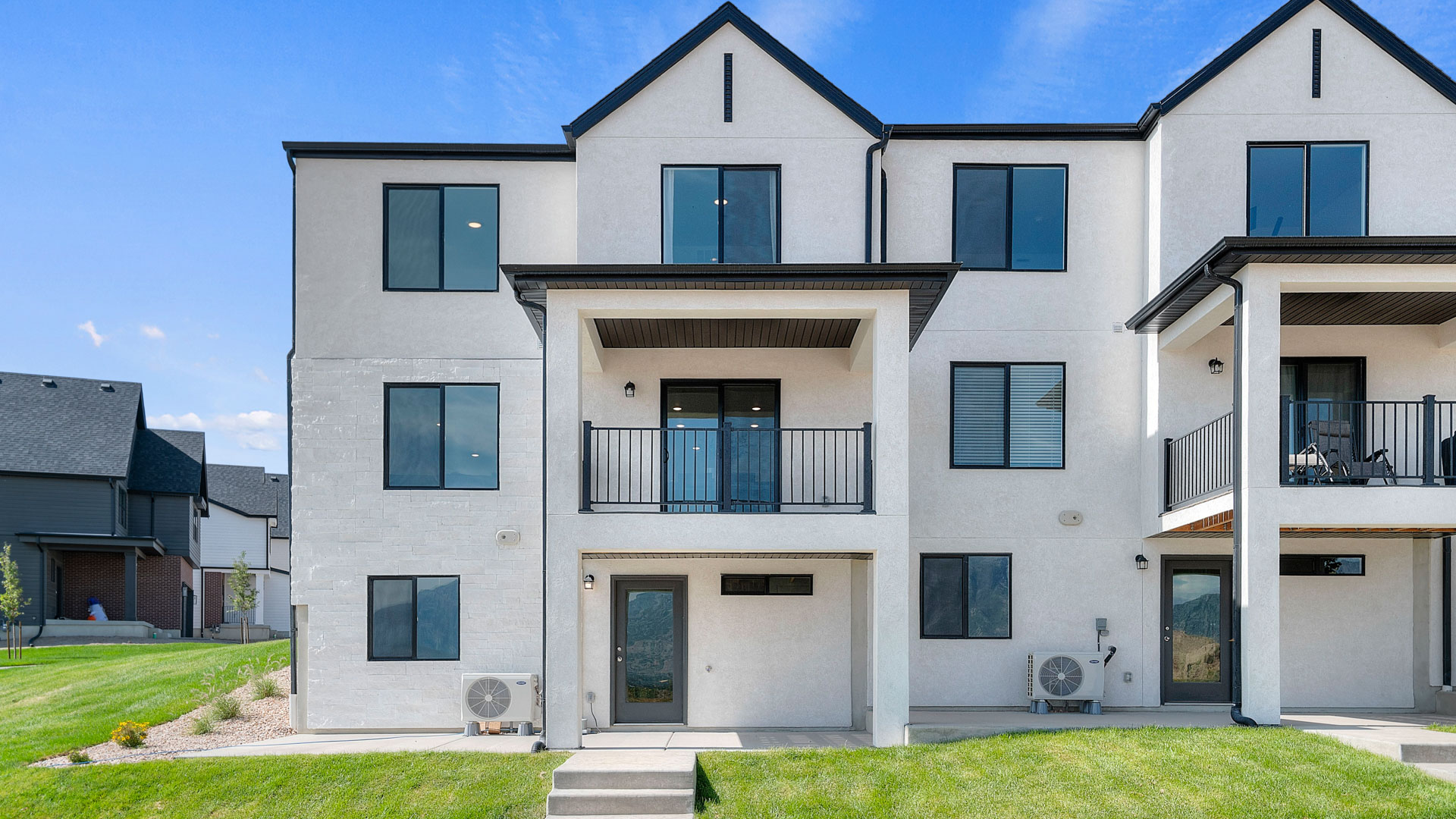 Back of the townhome.