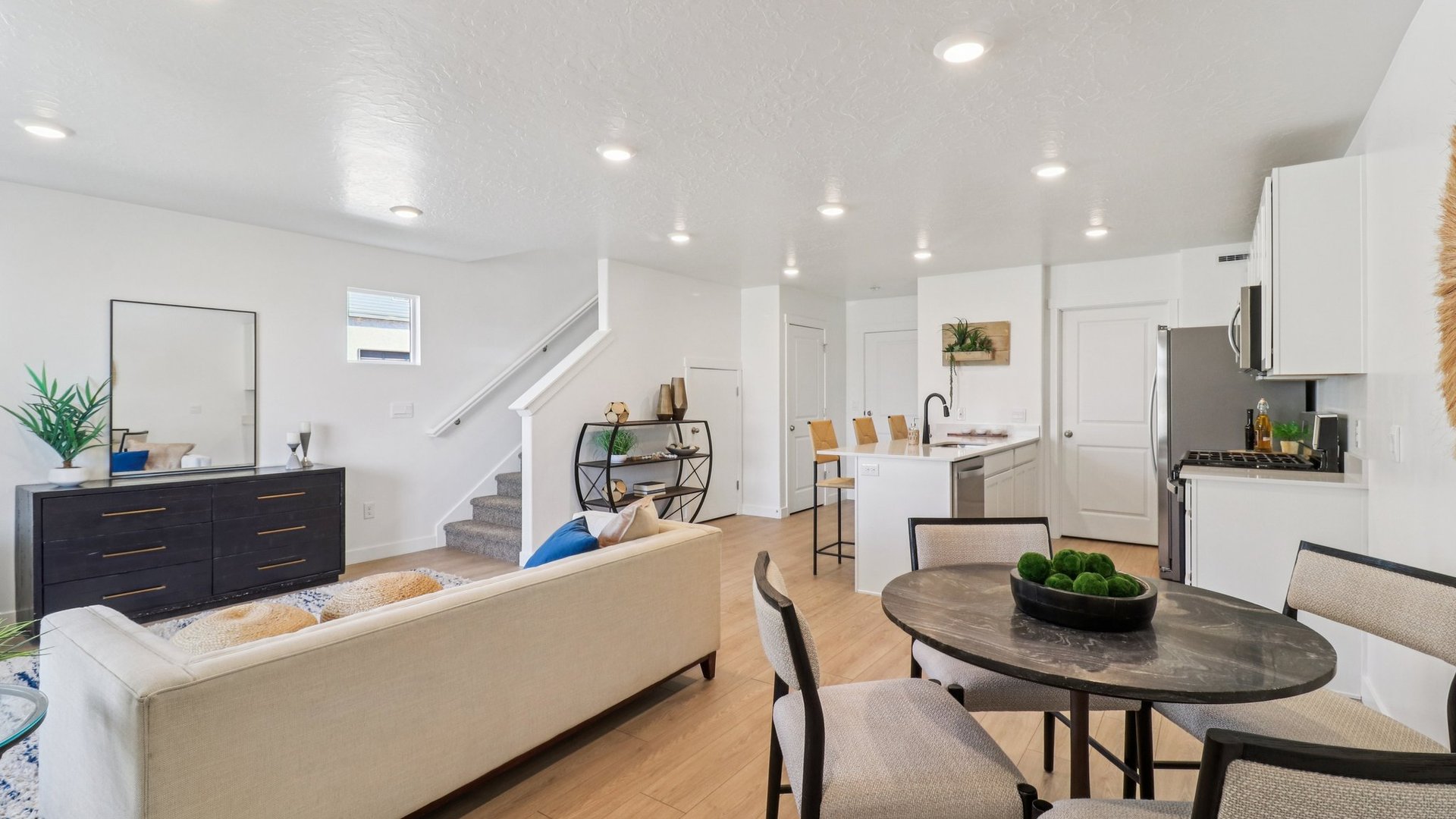 new townhomes for sale in Lehi Utah.