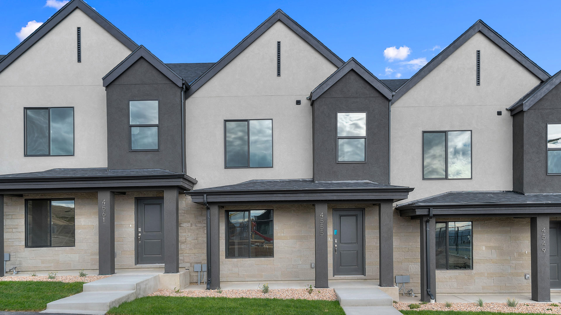 new townhomes for sale in Lehi Utah.