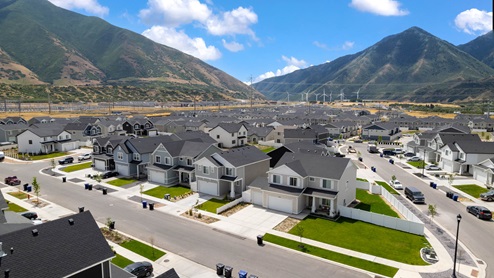 Aerial views of Quiet Valley community featuring beautiful mountains in Spanish Fork Utah.