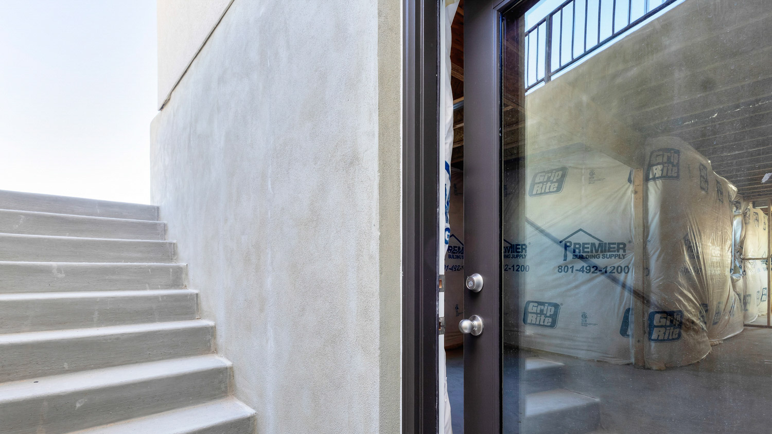 Optional basement entry