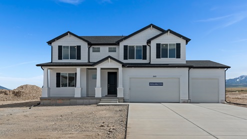 Brand new two story home in Grantsville with a three car garage