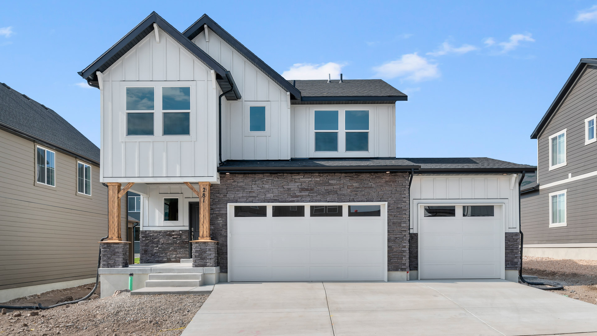 2083 N Ostler Peak Road #116 exterior