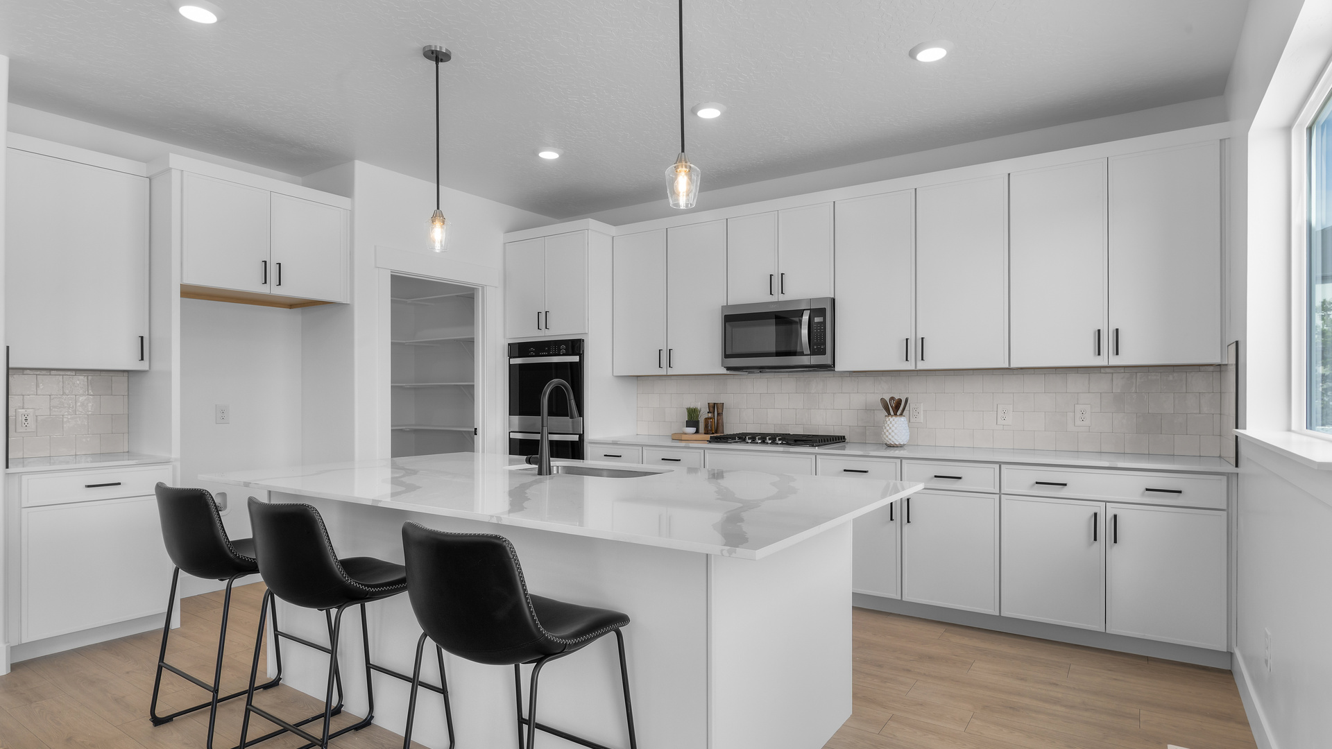homes for sale in Eagle Mountain Utah.