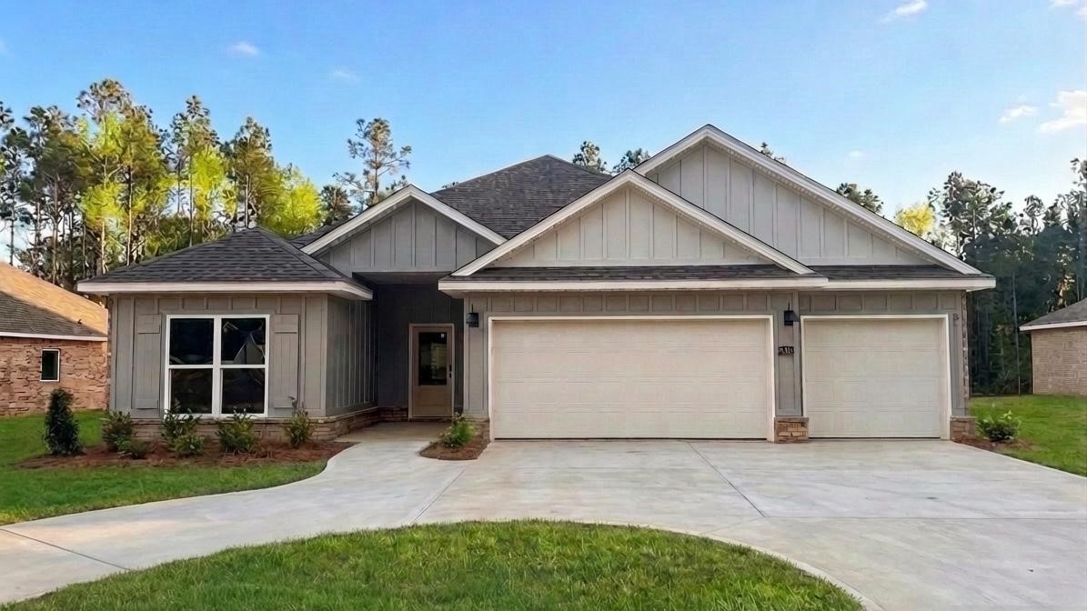 A beautiful Hawthorne, in our Swan Landing community.