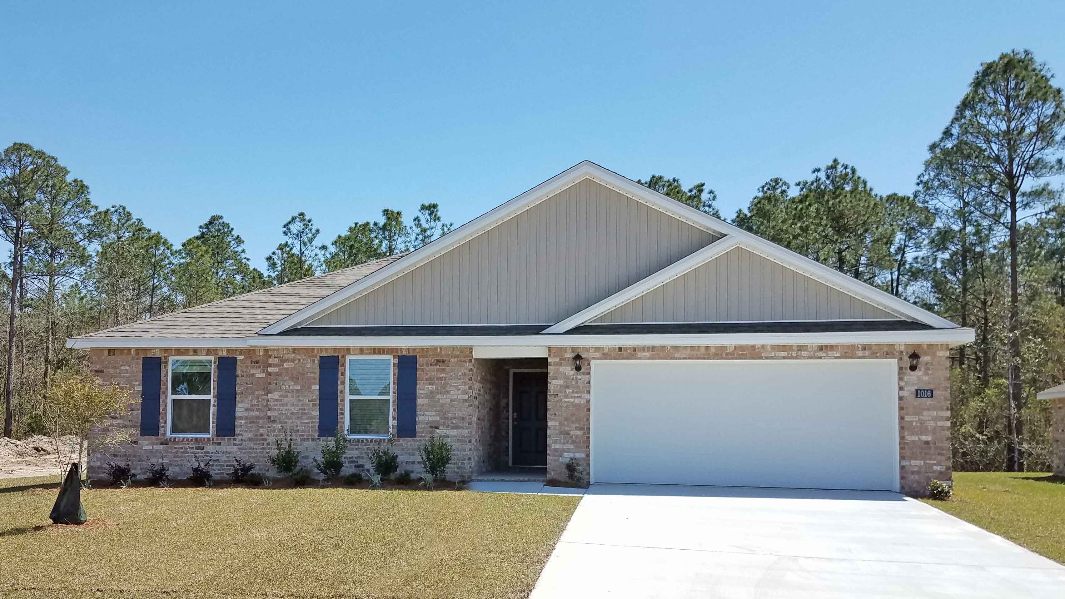 The Cairn M4 Front Entry