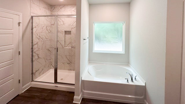 The Eleanor primary bathroom at Worthington.