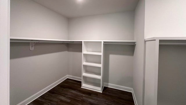 The Eleanor primary walk-in closet at Worthington.