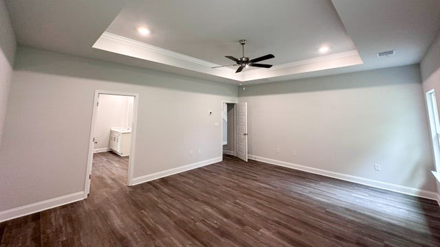 The Eleanor primary bedroom at Worthington.