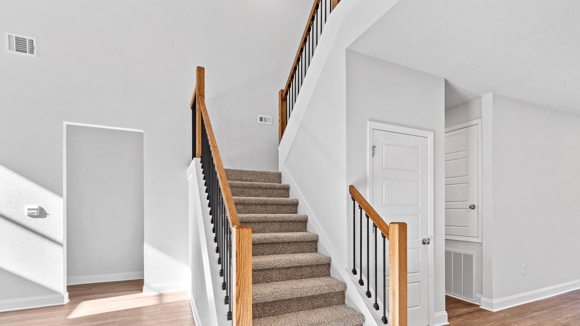 Foyer inside the Eleanor