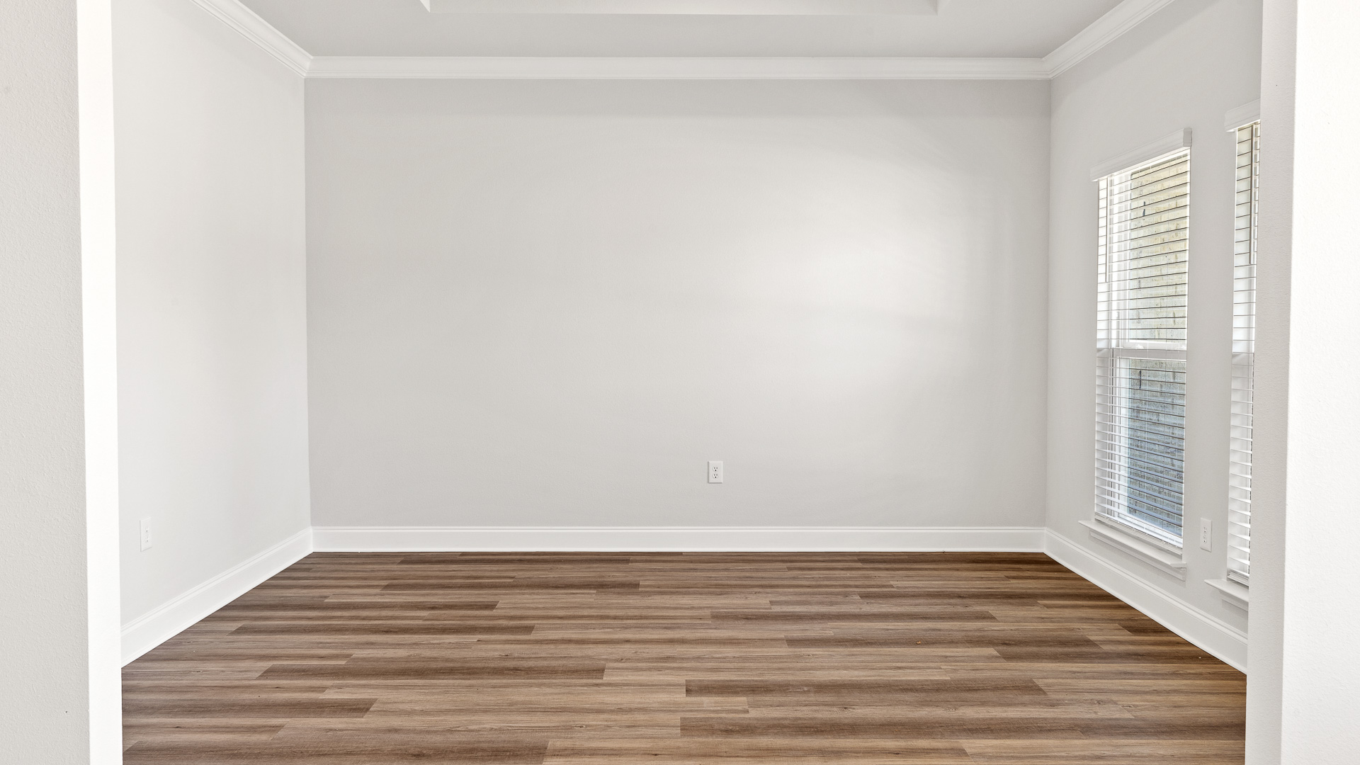 Front office room inside the Kingston