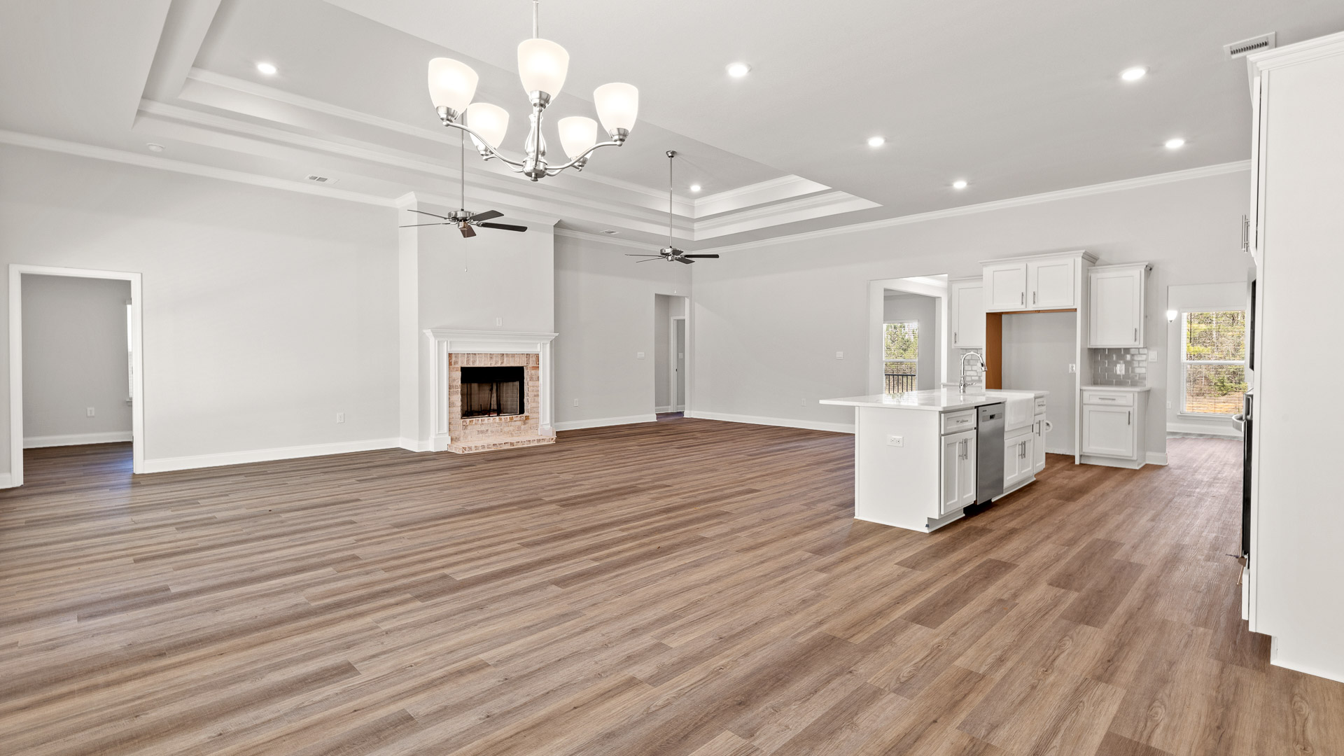 Spacious open layout main area