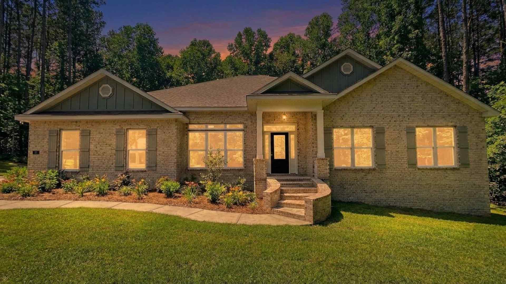 The William B4 Side Entry