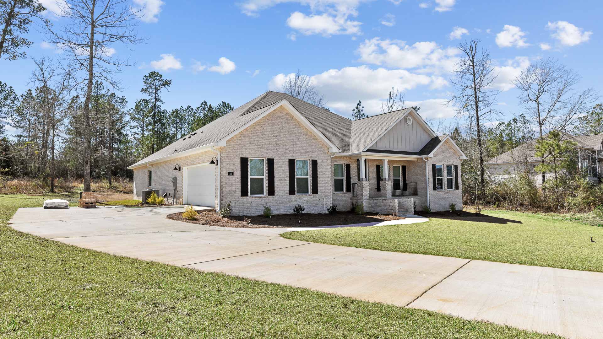New construction home for sale in Ocean Springs, MS.
