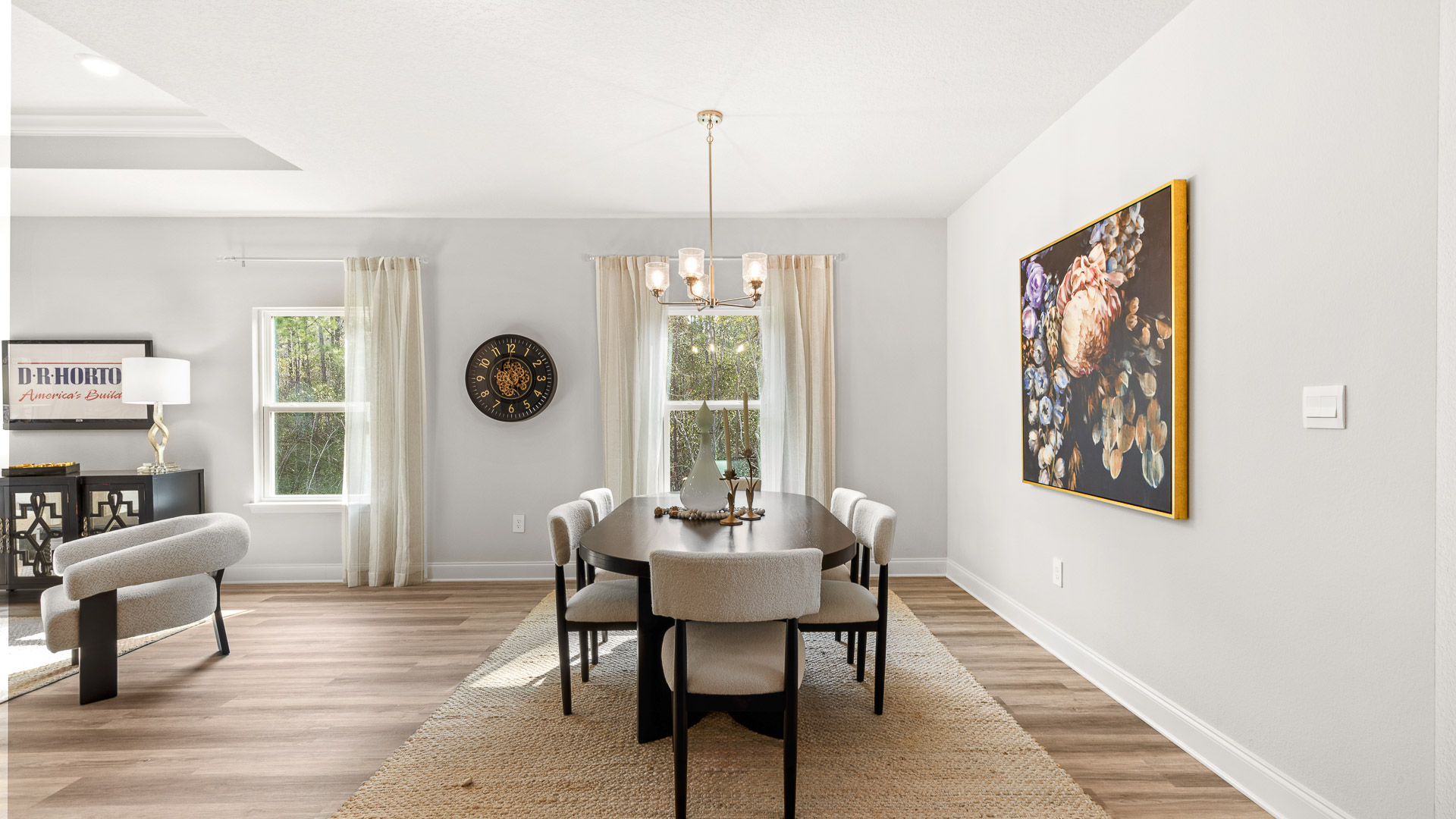 Isabella dining room.