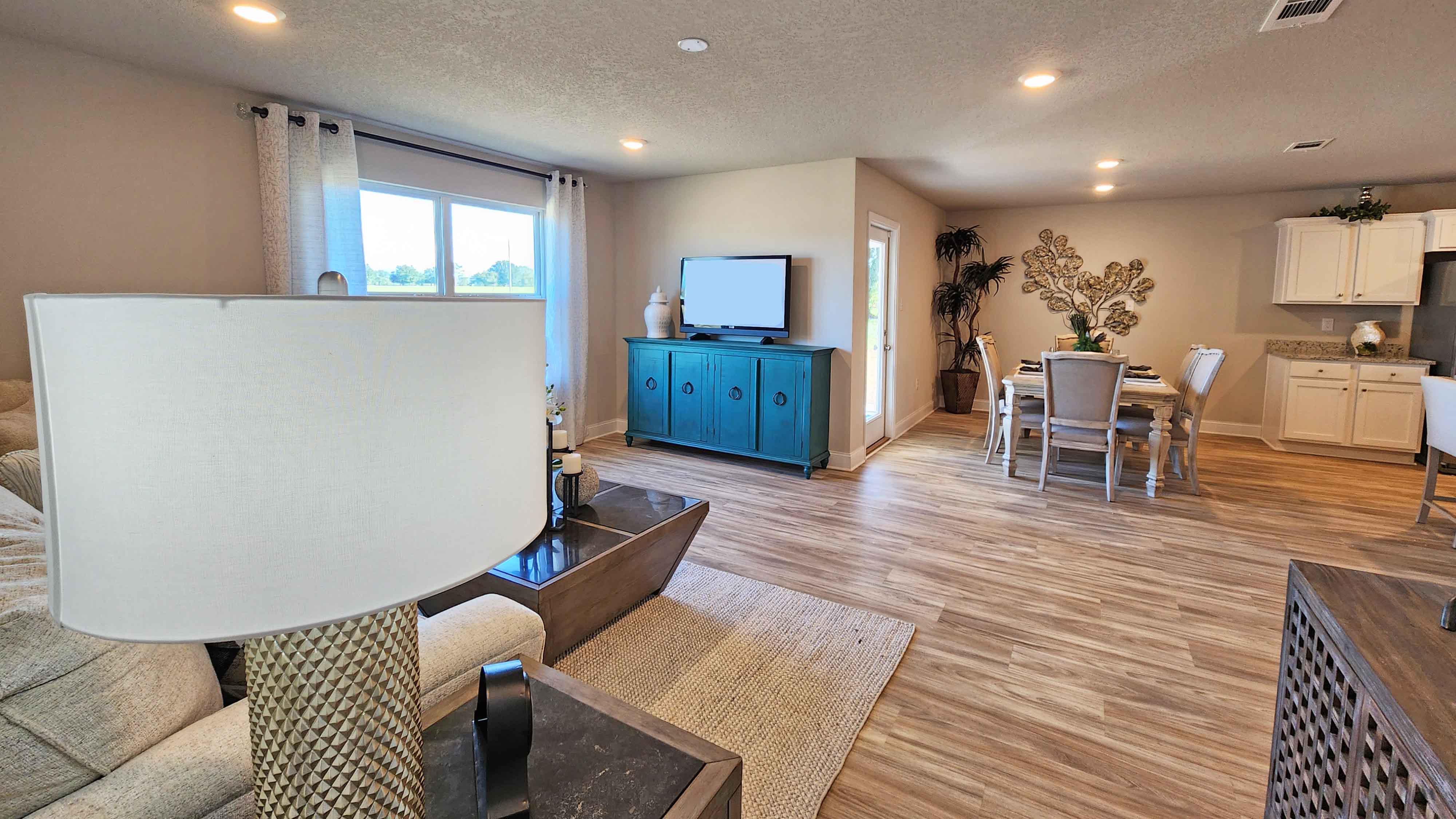 Spacious living room