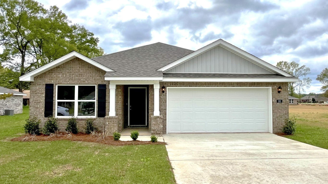 Available Home in Kensleigh Cove Lucedale MS D R Horton