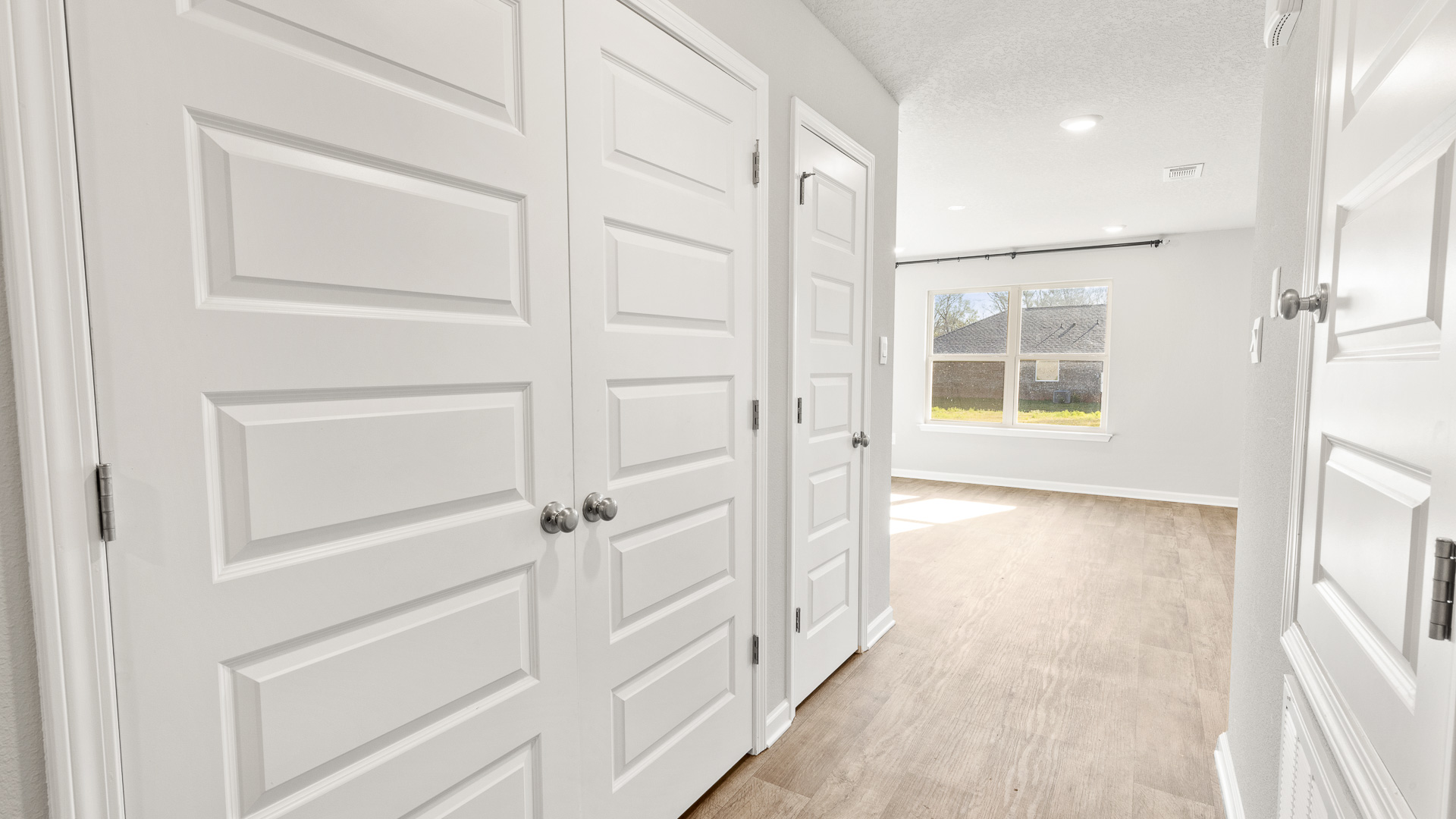 Entrance into the primary suite