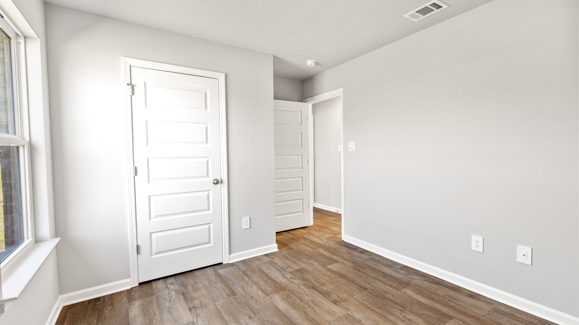 Naturally lit welcoming additional bedroom