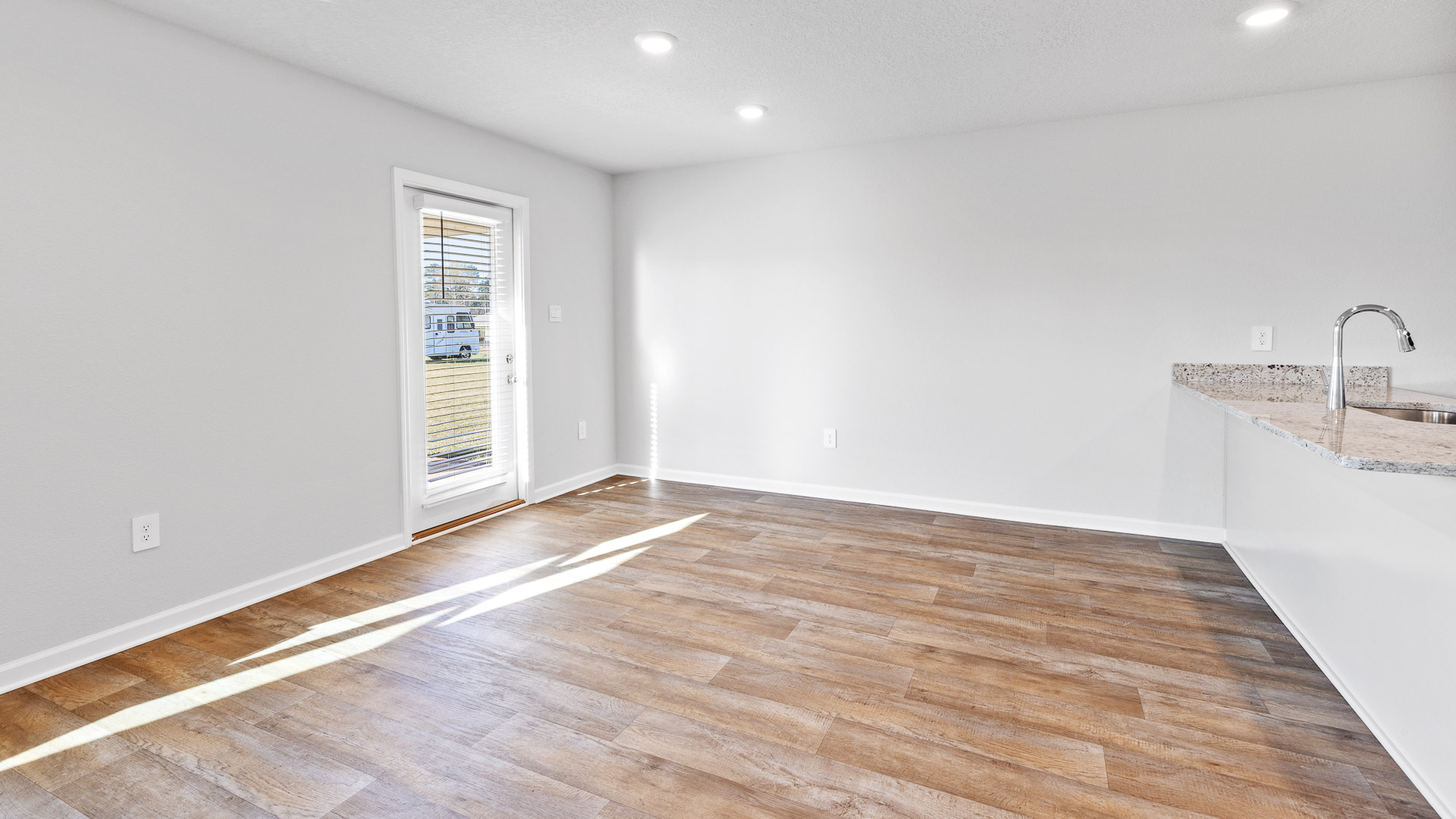 Open and bright main area