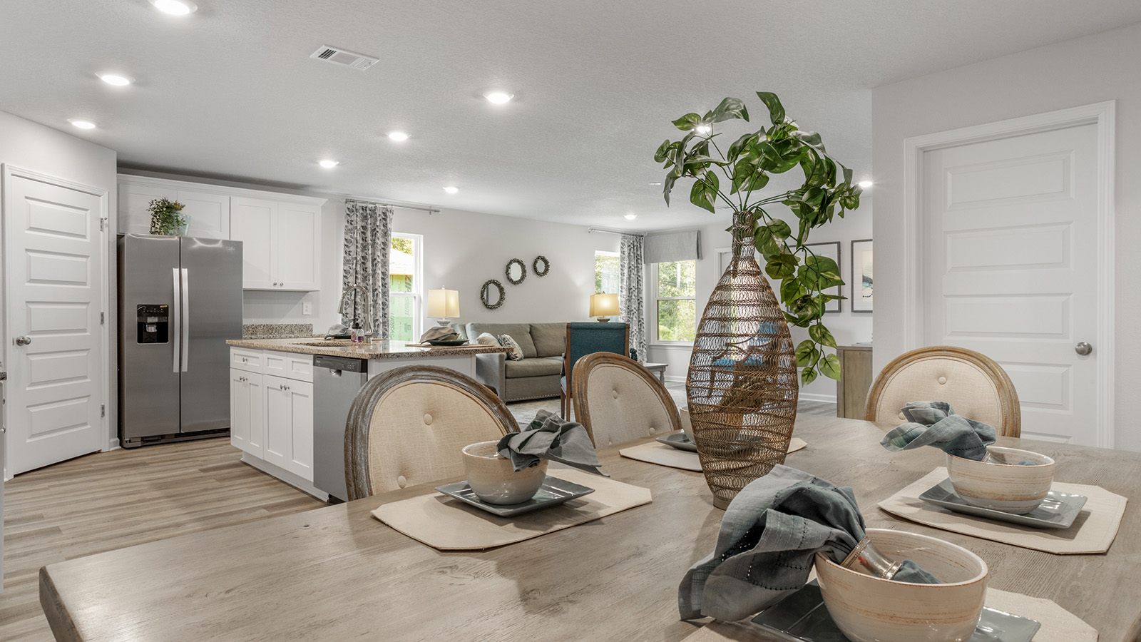 Warm and inviting dining area.