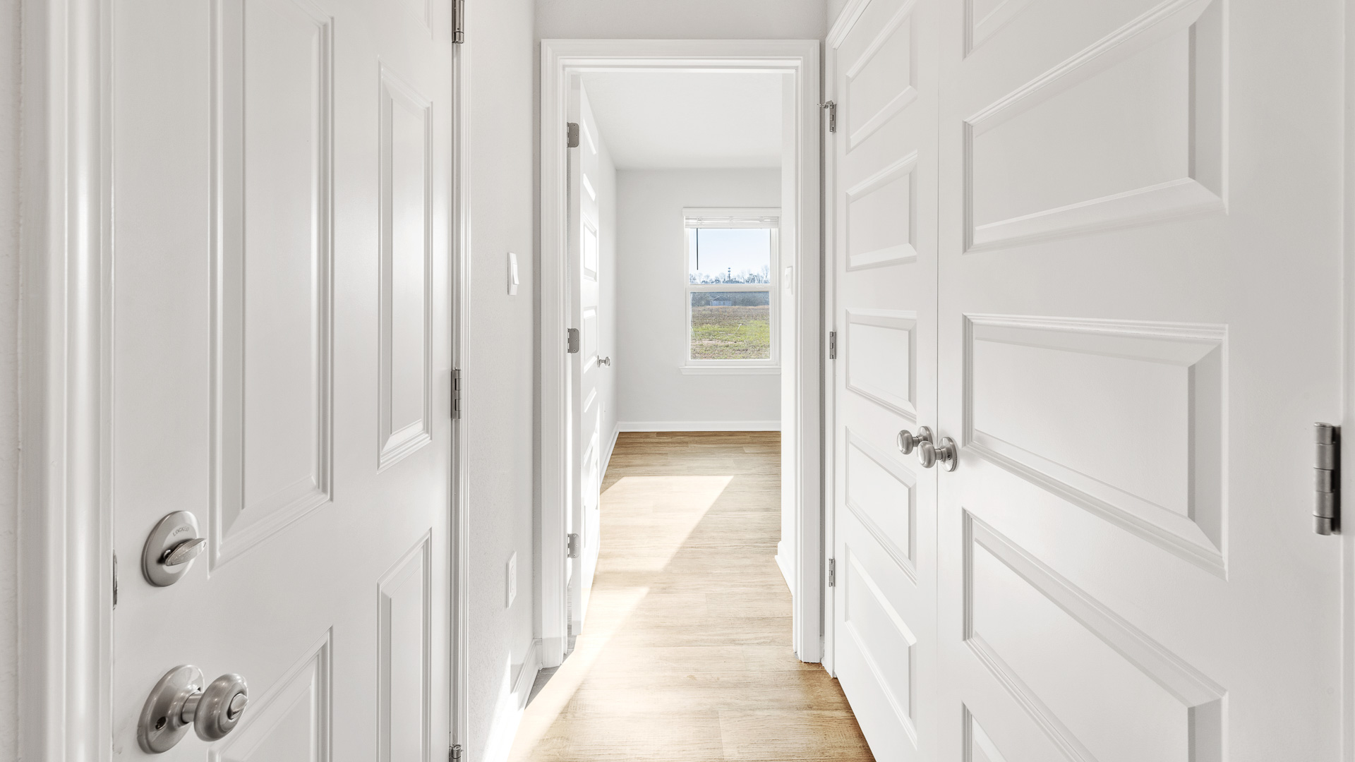 Primary bedroom entrance.