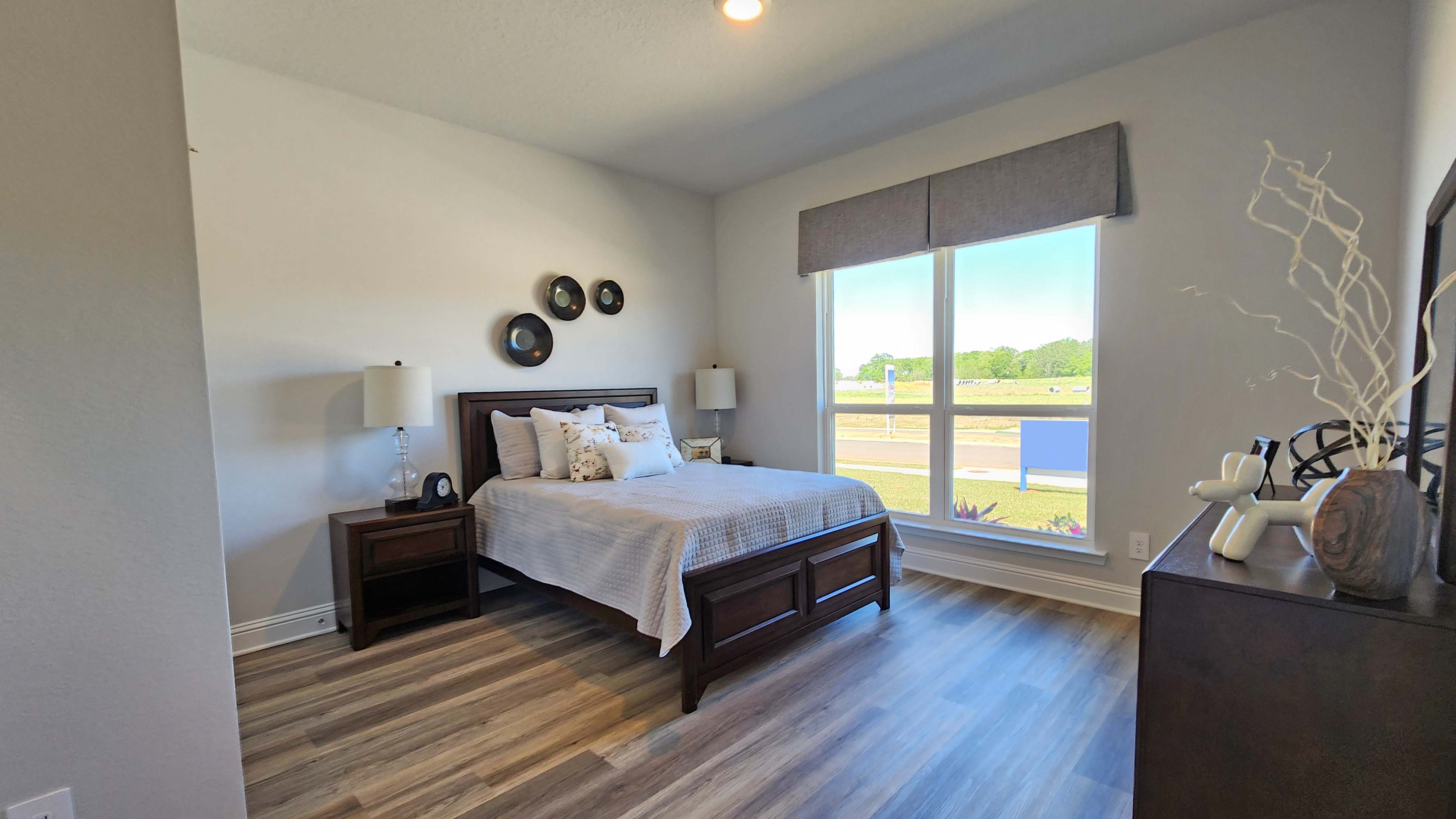 The Camden bedroom at Crane Landing.
