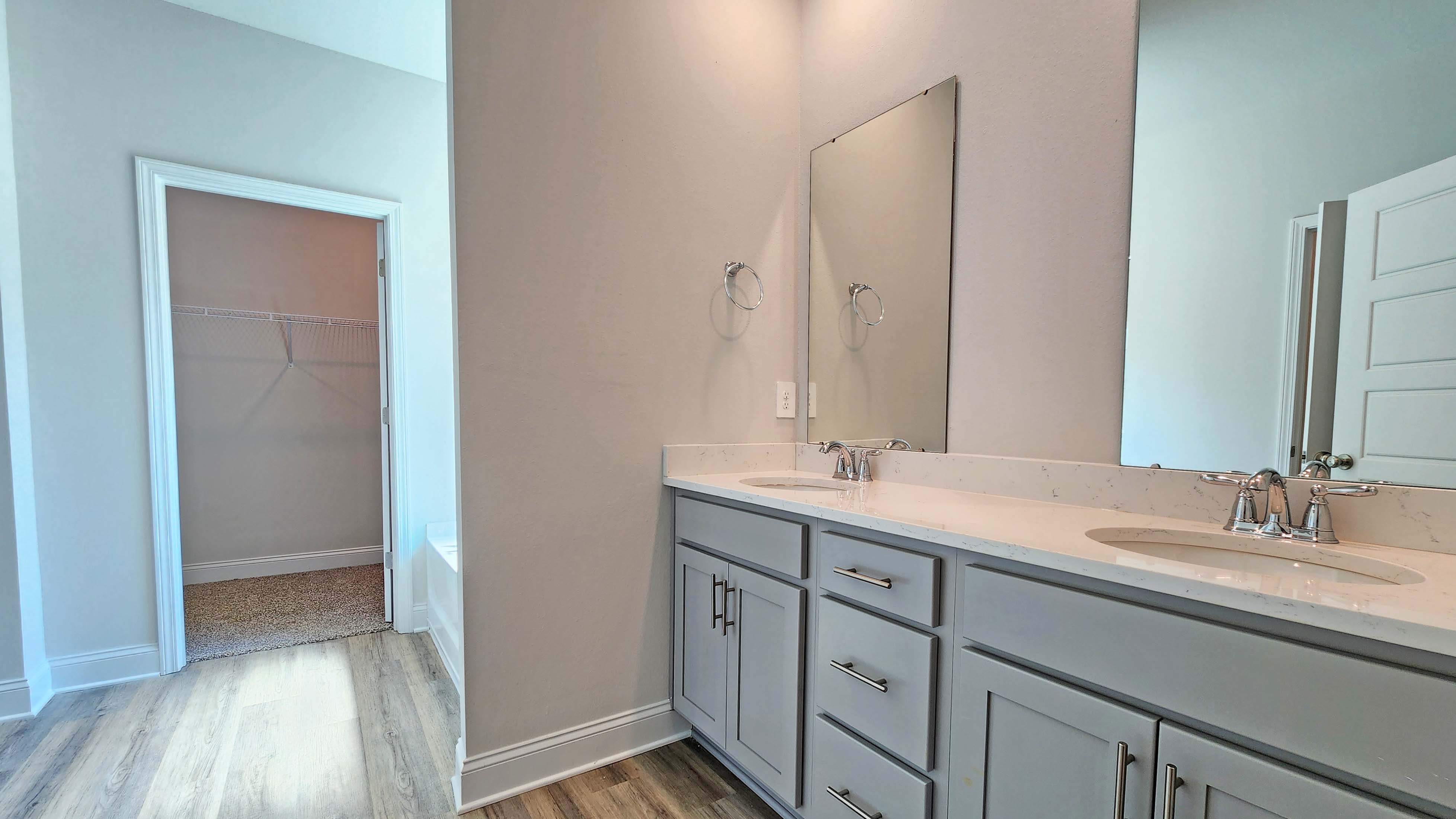 The Destin primary bath in Crane Landing.