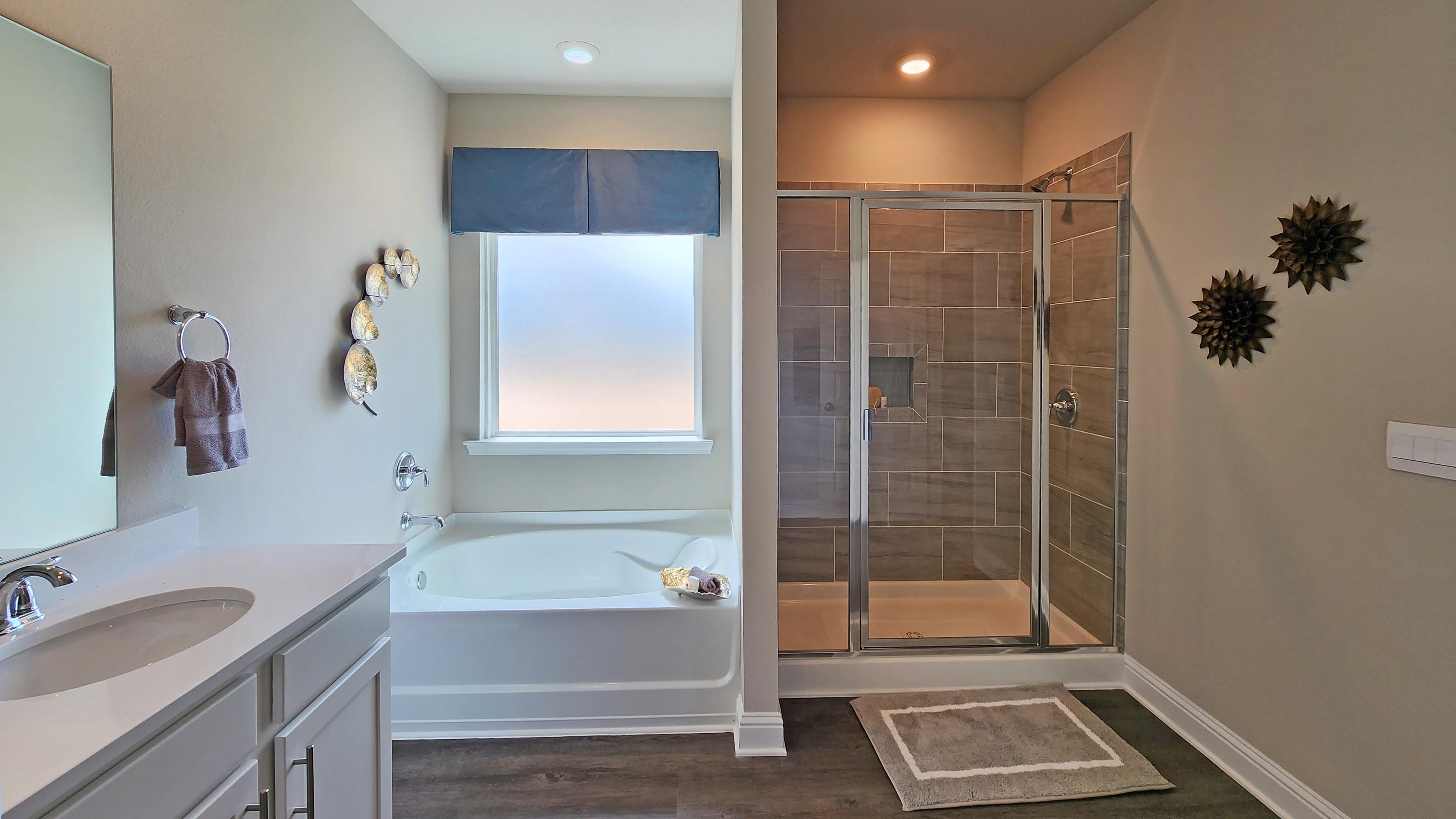 The Hawthorne primary bathroom at Crane Landing.