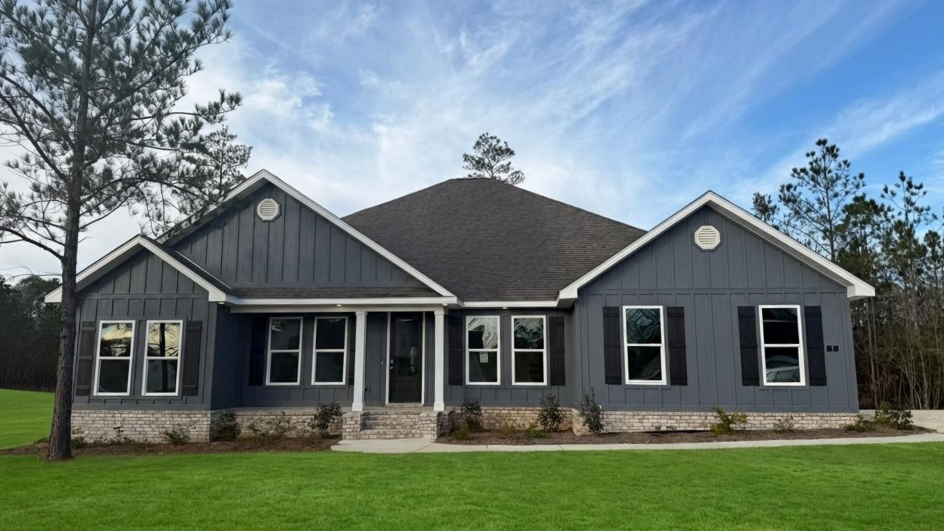 The Kingston C8 Side Entry