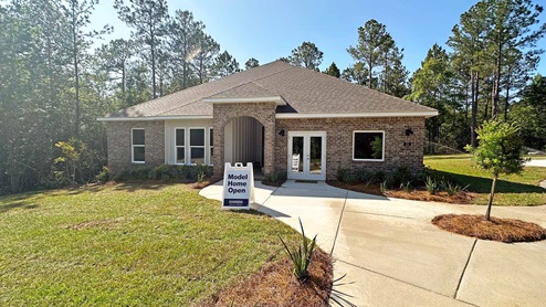 Stonebridge model home front elevation and entrance