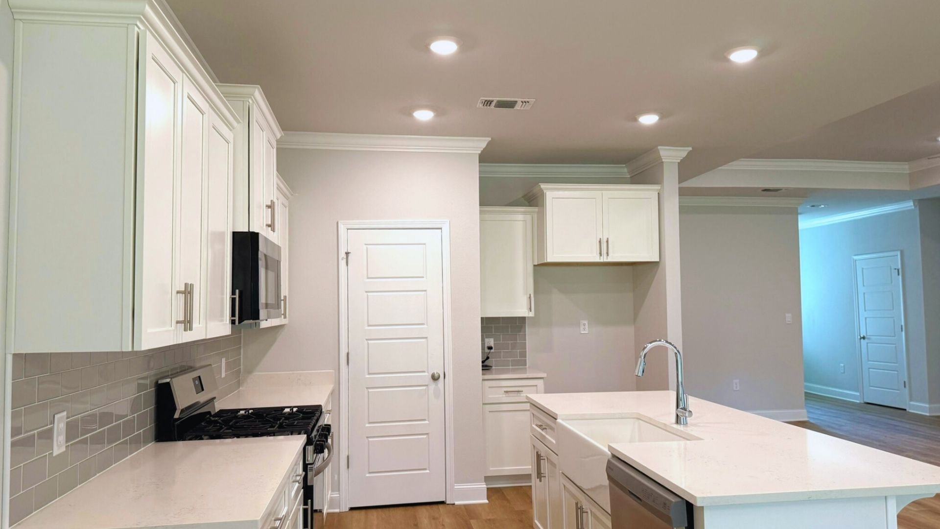 Kitchen with an island.