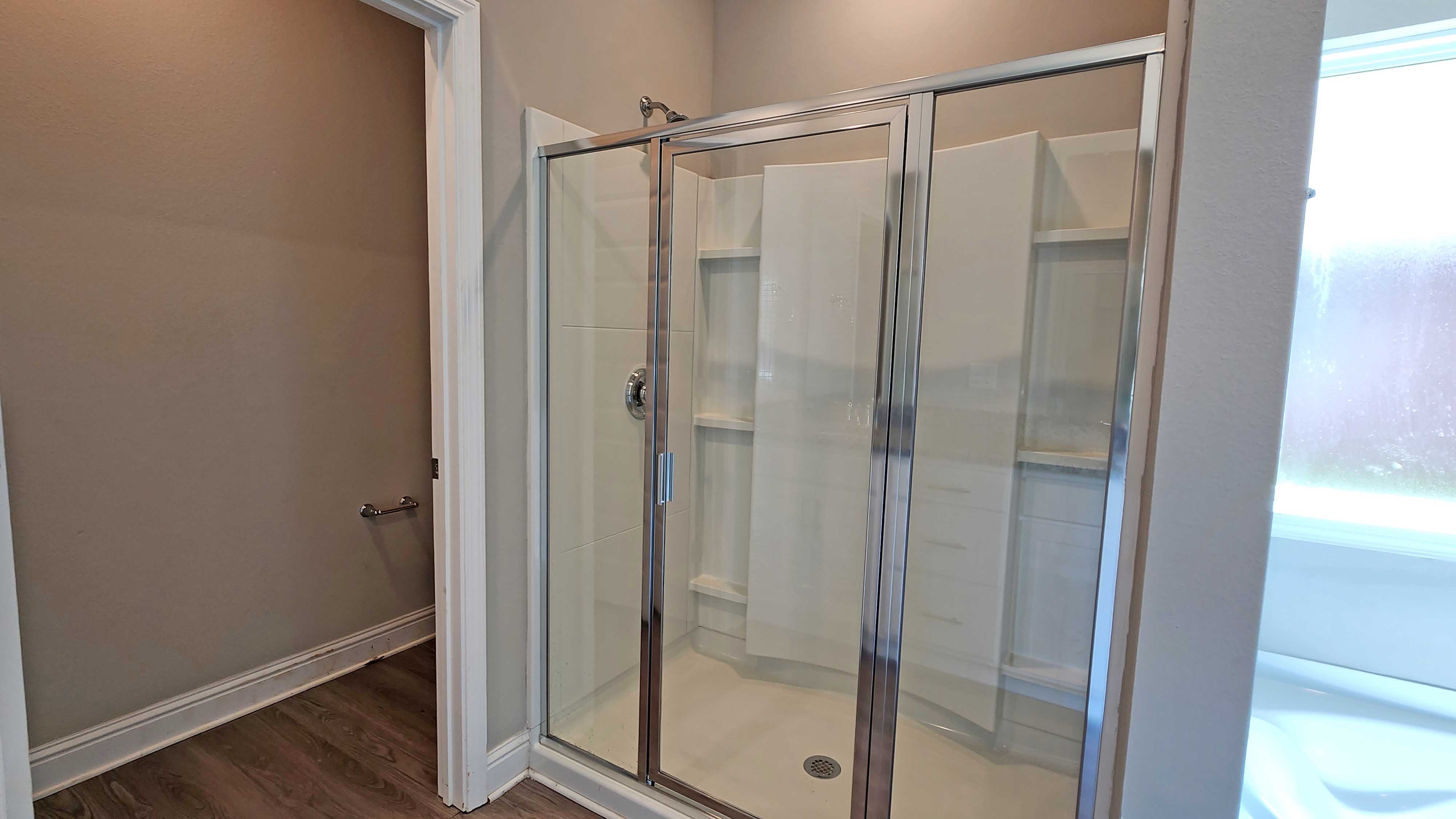 Walk in shower inside the Holly