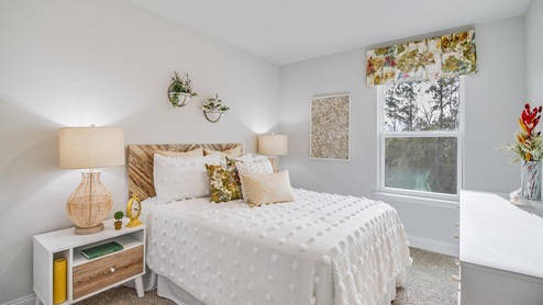 Pelican Landing bedroom.