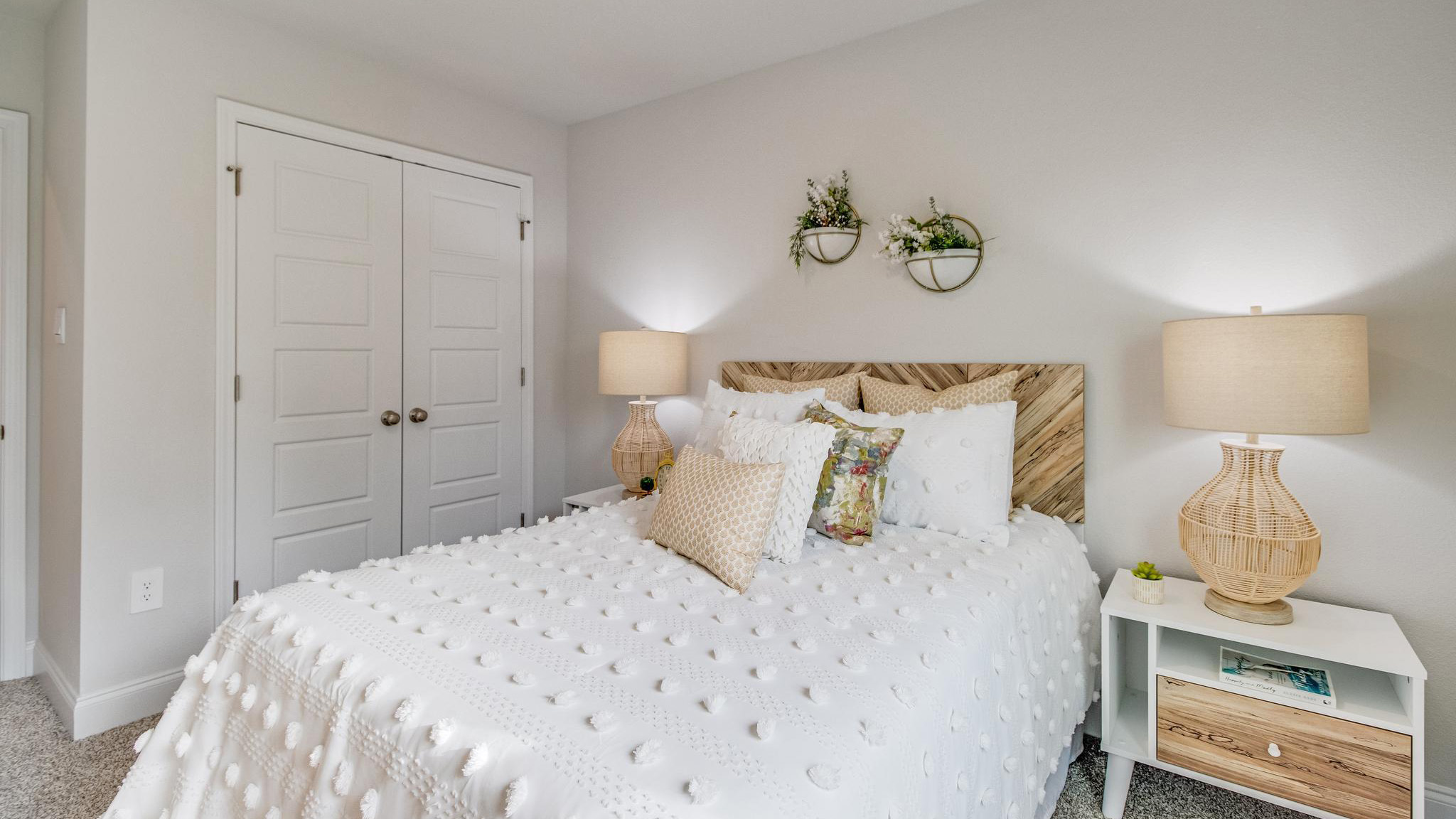 The Palm bedroom at Pelican Landing.