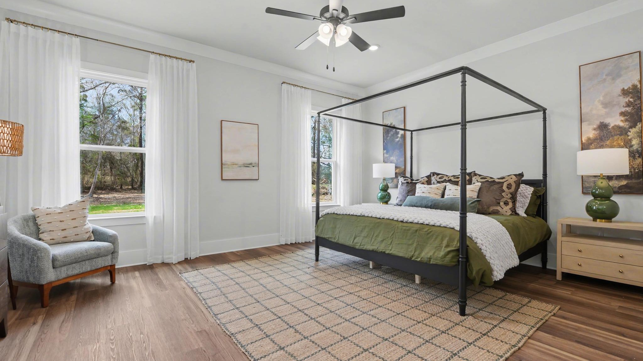 Large primary bedroom