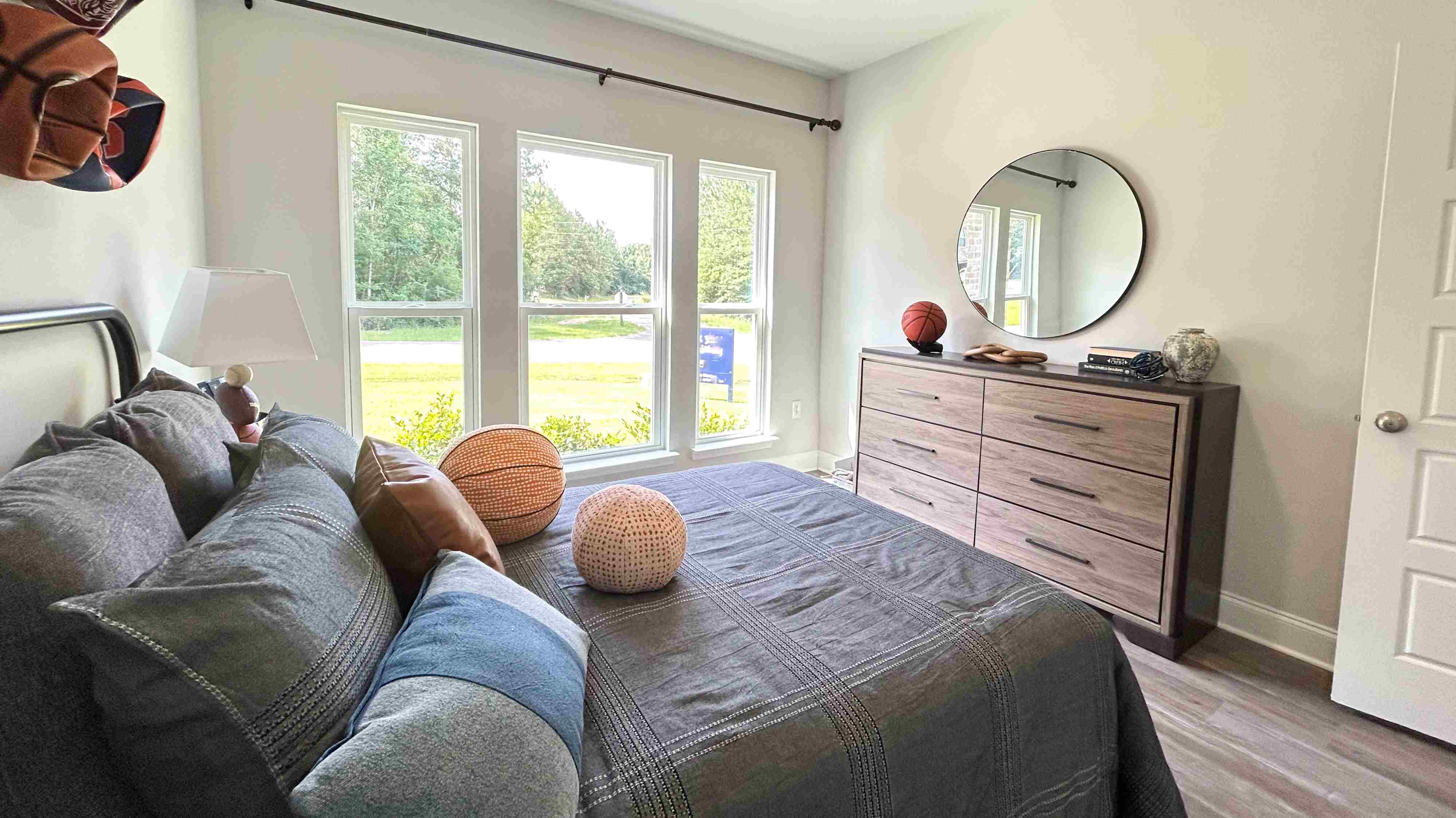 The Jasmine bedroom at Castlewoods.