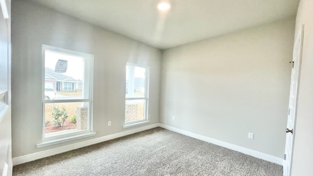 The Lamar guest bedroom in Castlewoods.
