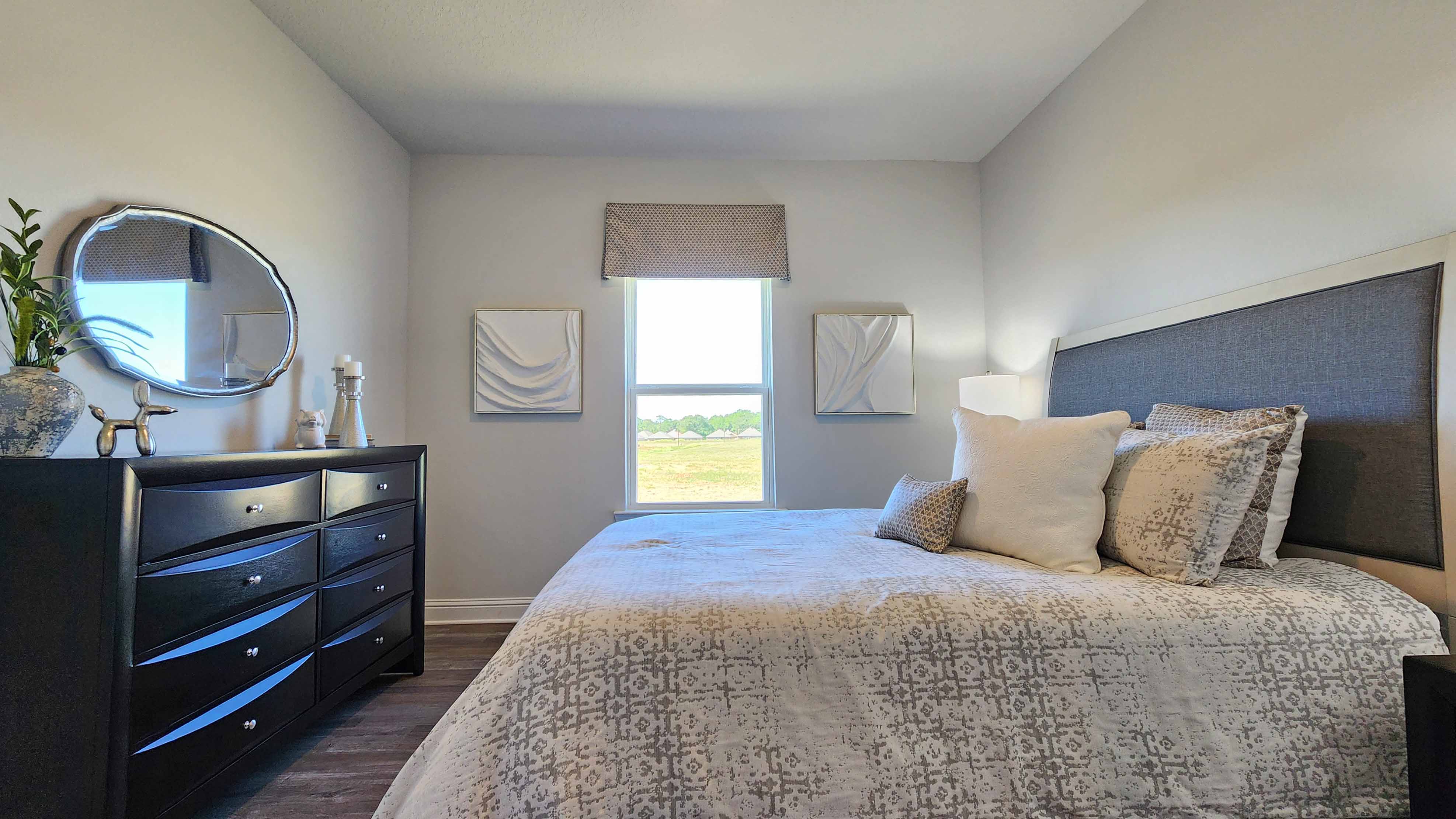 The Rhett bedroom at Castlewoods.