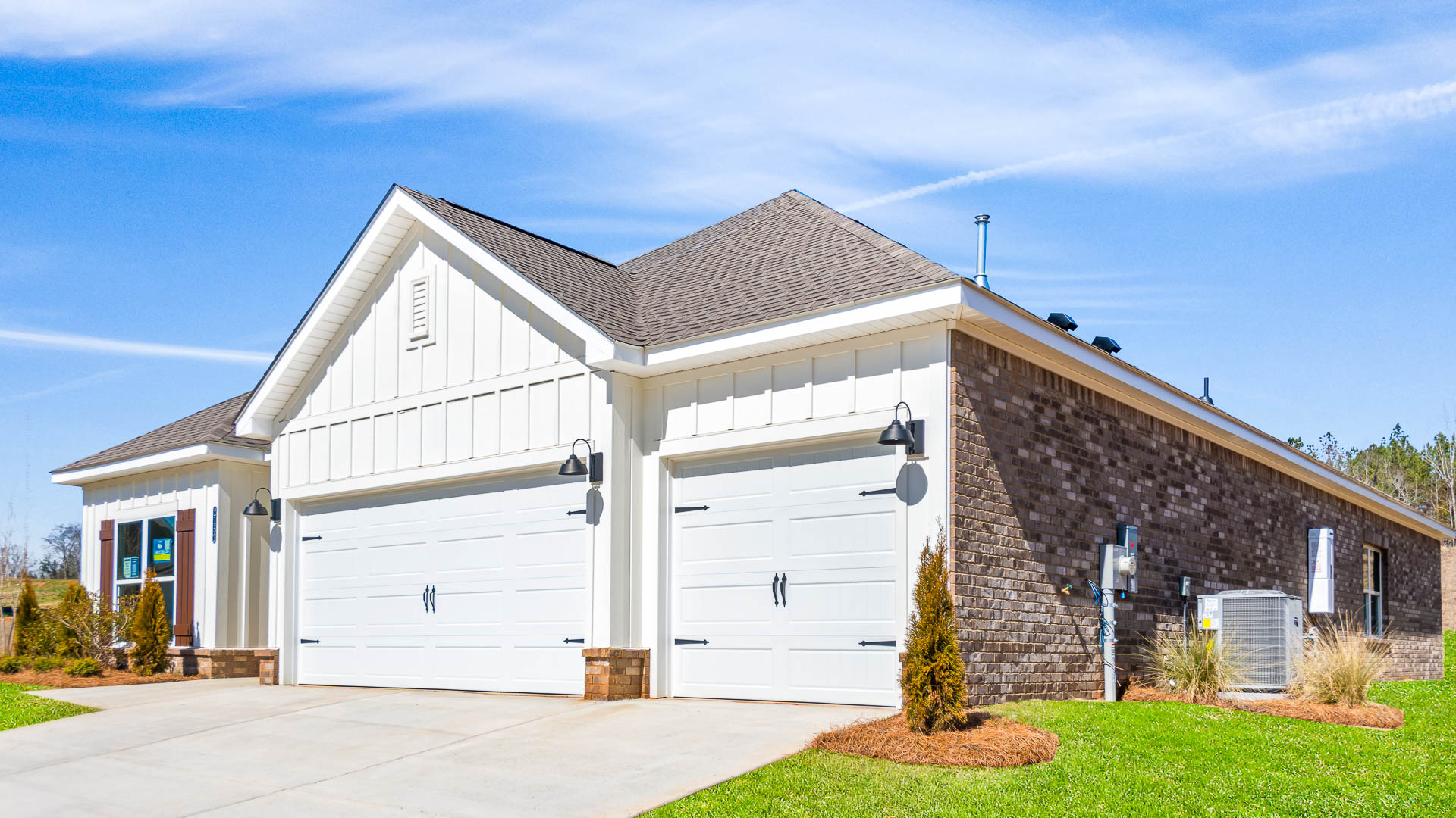 2152 Bluebird Drive exterior photo