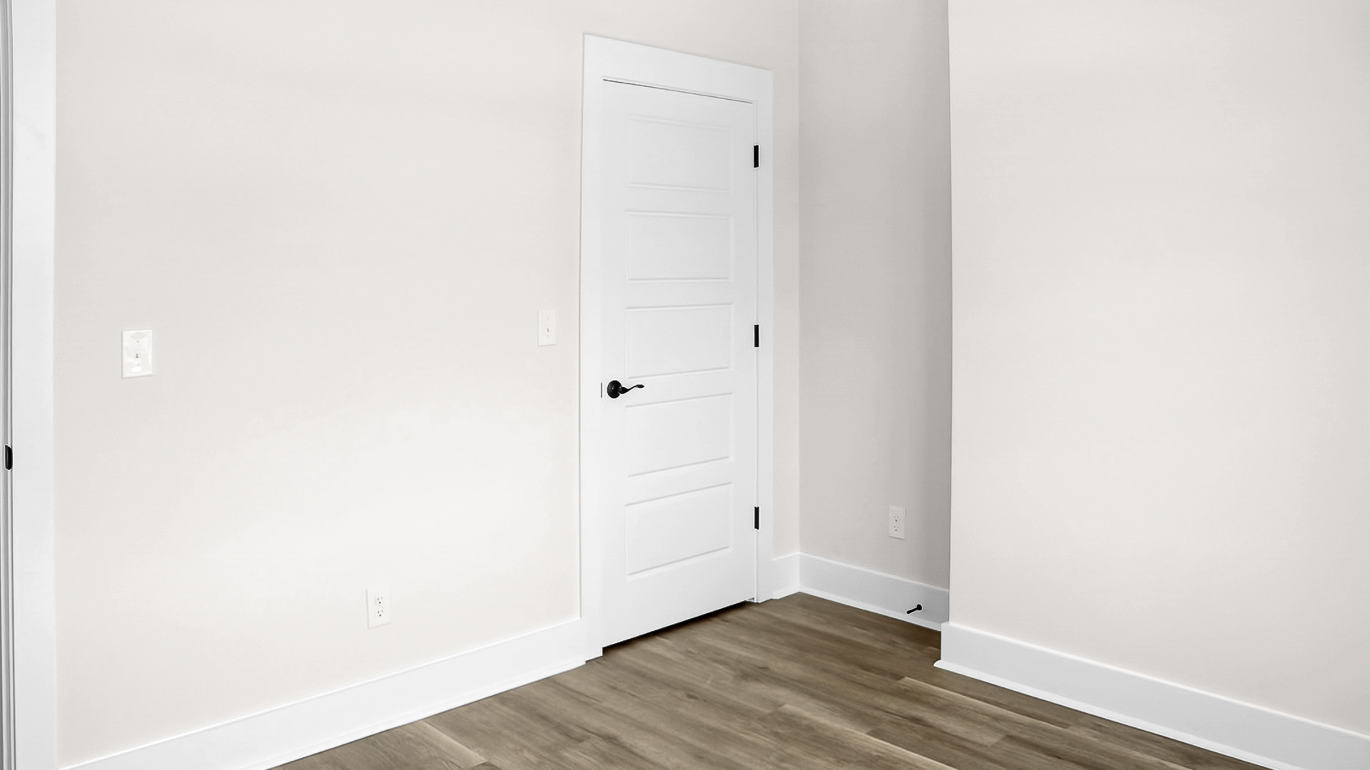 The Jackson floorplan with 9ft. ceilings, LVP flooring, and quartz countertops.
