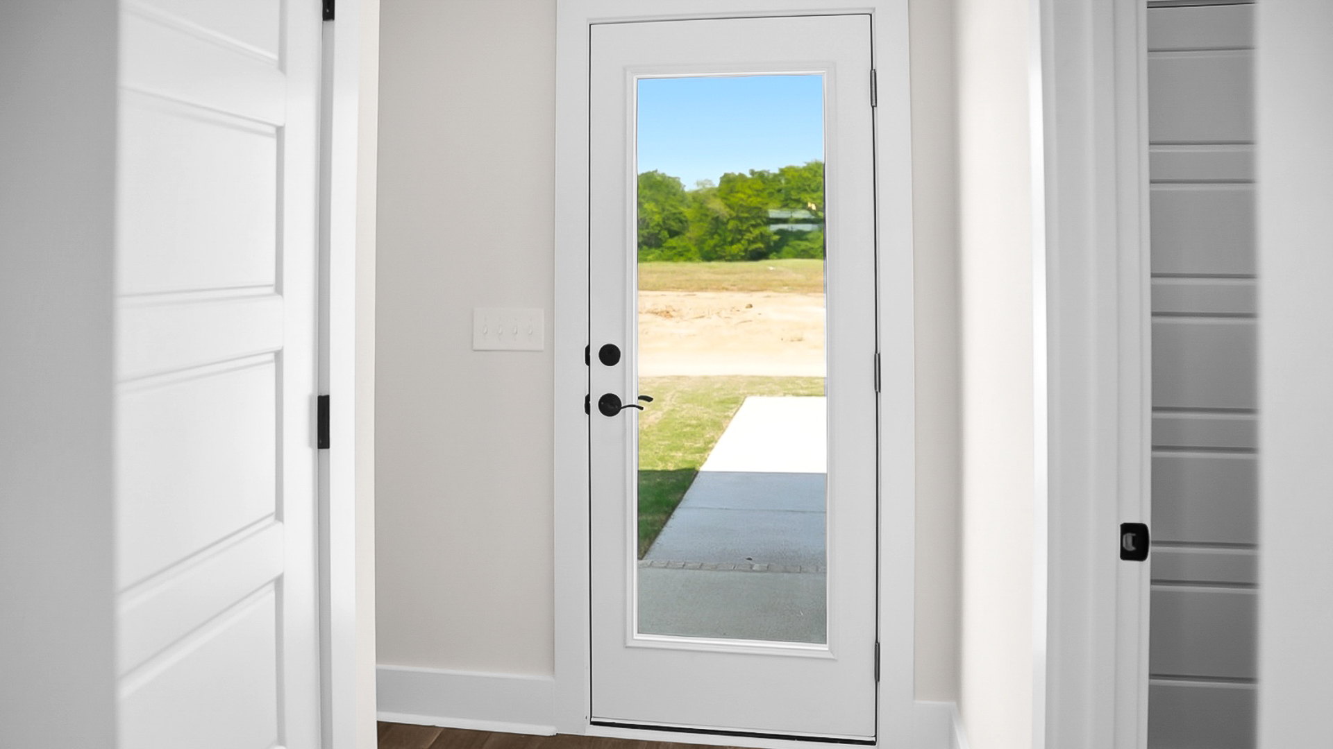 The Jackson floorplan with 9ft. ceilings, LVP flooring, and quartz countertops.